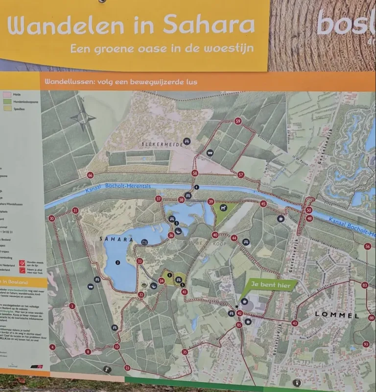 Plattegrond van de wandelroutes