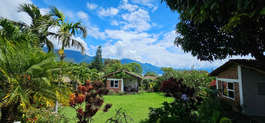 Leven tussen de lokale maya bevolking School Cooperativa in San Pedro