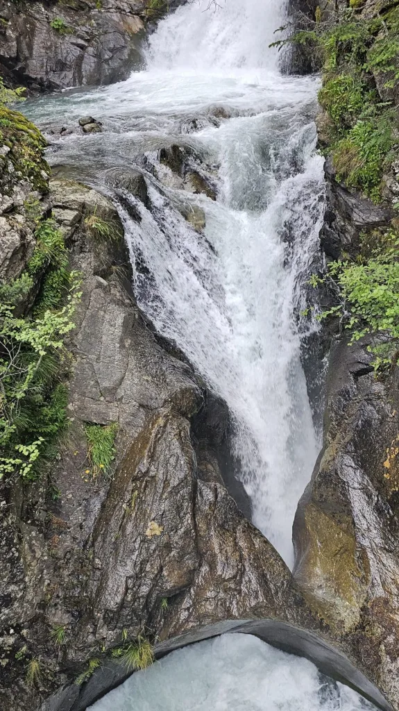 Stuibenfall via ferrata waterfall into rock