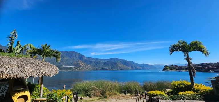 Meer Atitlan vanuit San Pedro la laguna