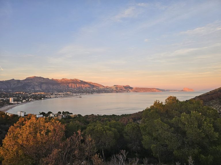 Vuurtoren wandeling Albir Uitzicht Albir